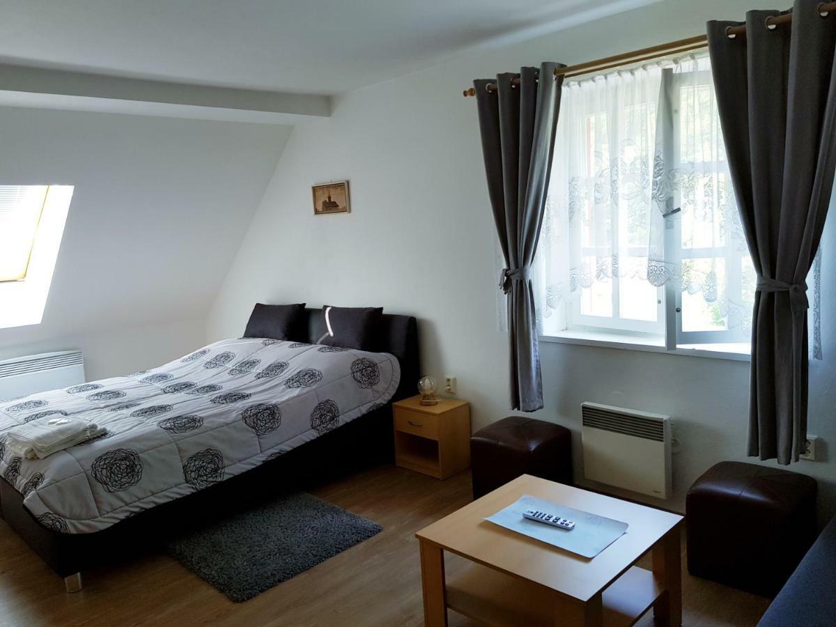 Certovka Peklo Hotel Nachod Luaran gambar